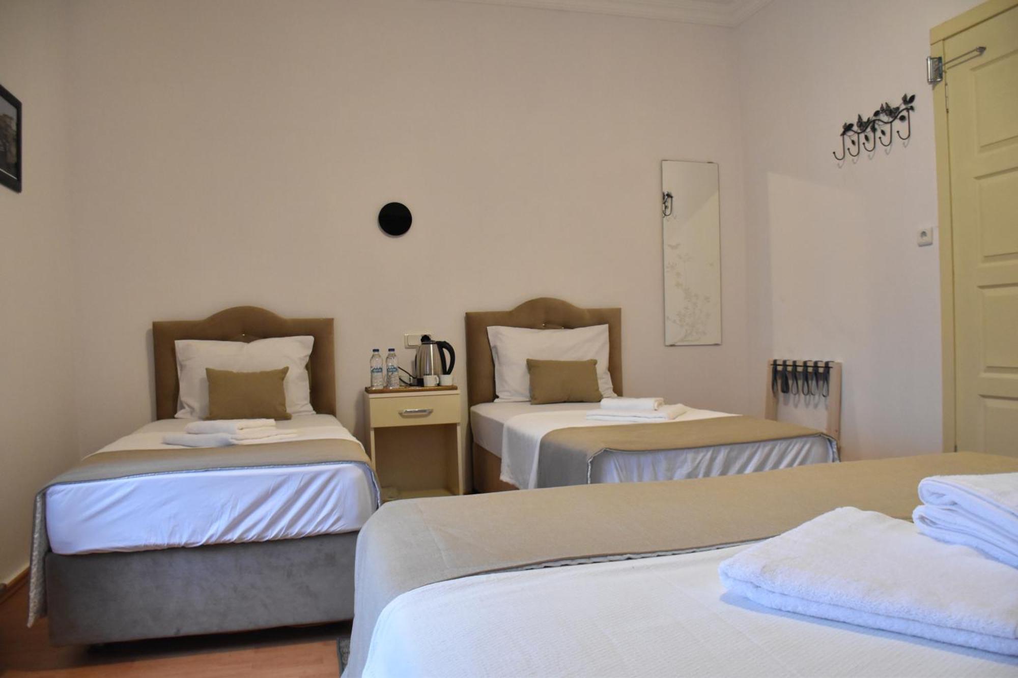 Soezer Otel Ayvalik Bagian luar foto
