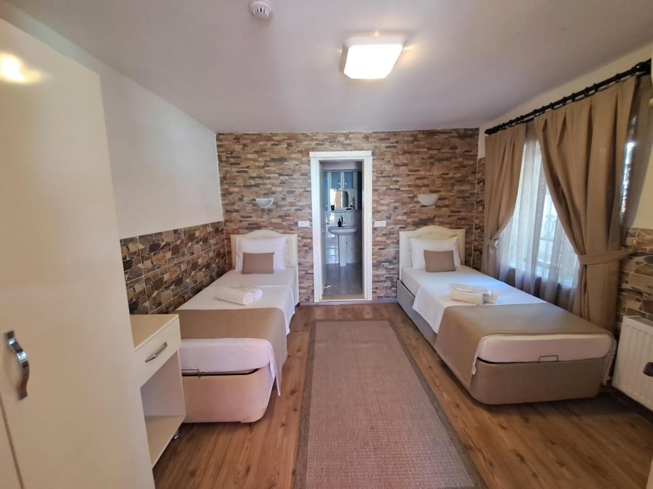 Soezer Otel Ayvalik Bagian luar foto