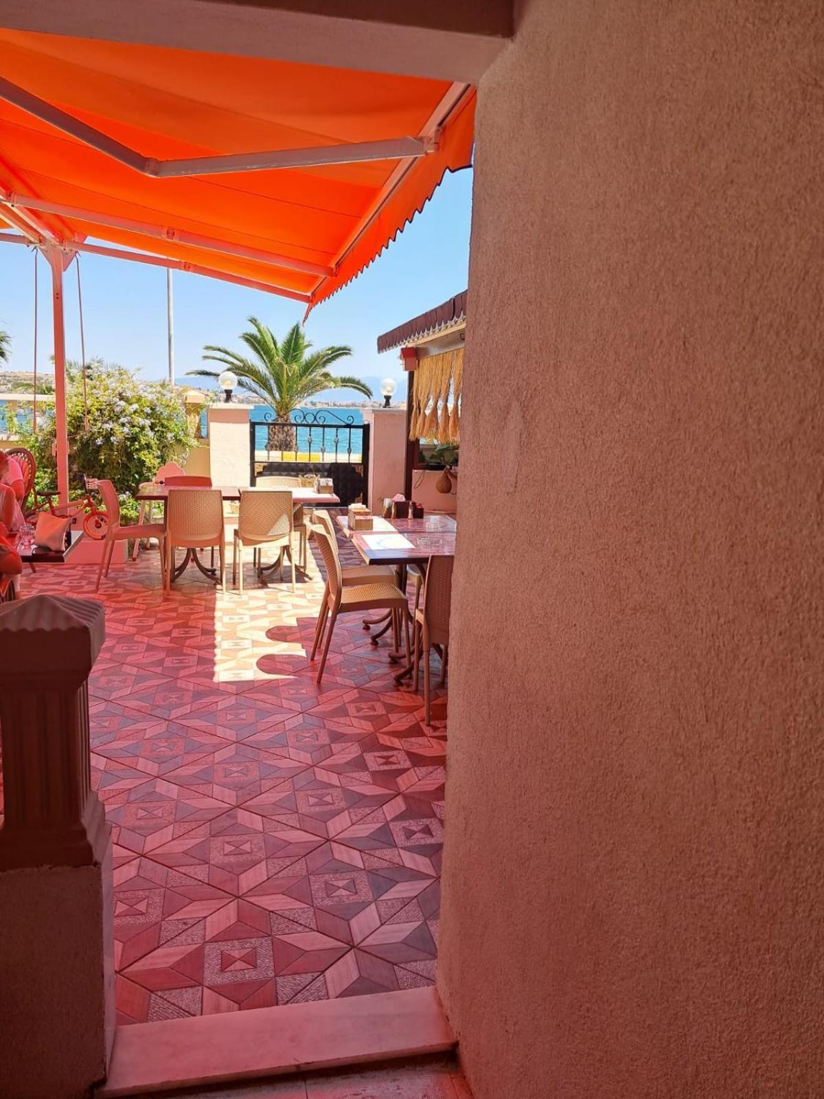 Soezer Otel Ayvalik Bagian luar foto